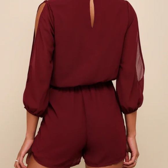 Lulu’s NWT Maroon Short Romper with 3/4 Keyhole Sleeves size M - Picture 7 of 14